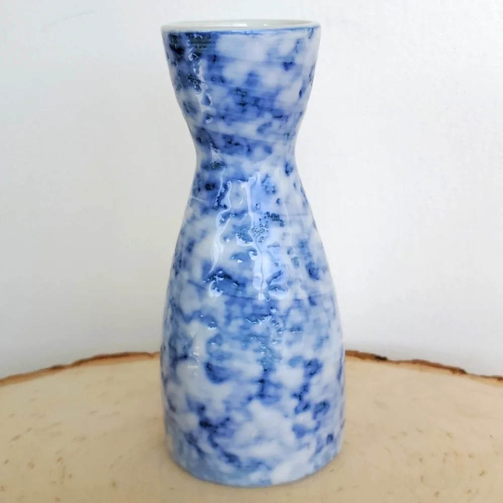 Vintage Japanese Blue and White with Bamboo Design Sake Decanter Petite Bud Vase - Picture 2 of 6